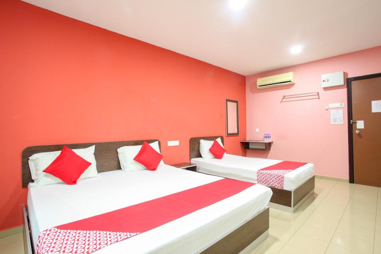 Oyo 89539 Hotel Siswa Kampar Extérieur photo