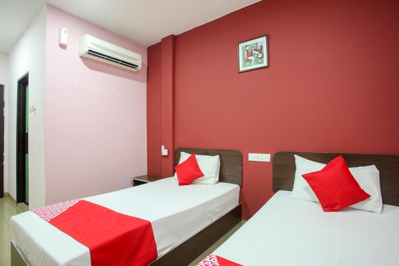 Oyo 89539 Hotel Siswa Kampar Extérieur photo