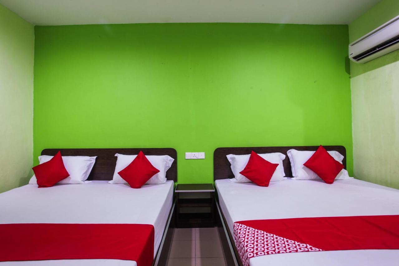 Oyo 89539 Hotel Siswa Kampar Extérieur photo